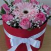 Ανθοσύνθεση με 9 κόκκινα τριαντάφυλλα σε τετράγωνο κουτί Ανθοσυνθέσεις Φρέσκων Λουλουδιών Ανθοπωλείο Δραγατάκη 3