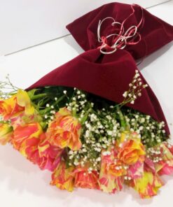 Μπουκέτο με δίχρωμα τριαντάφυλλα (fiesta) 1
