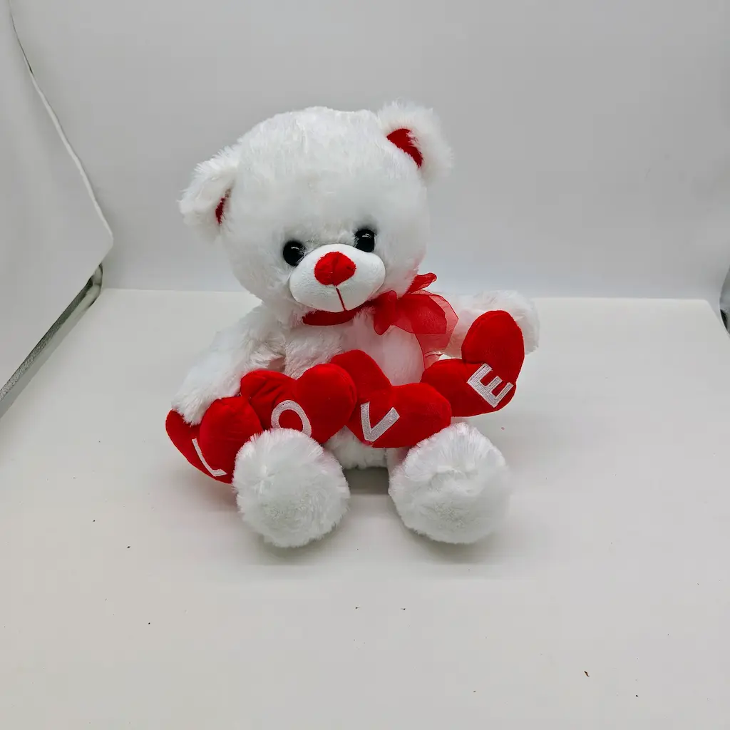Αρκούδος λευκός love 30cm Αρκούδος λευκός love 30cm με κόκκινες καρδιές - Dragatakis Flowers Μαρούσι